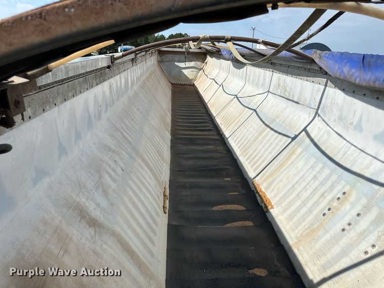 image for item NP9783 2014 Wilson  DWBT-650SS live bottom trailer