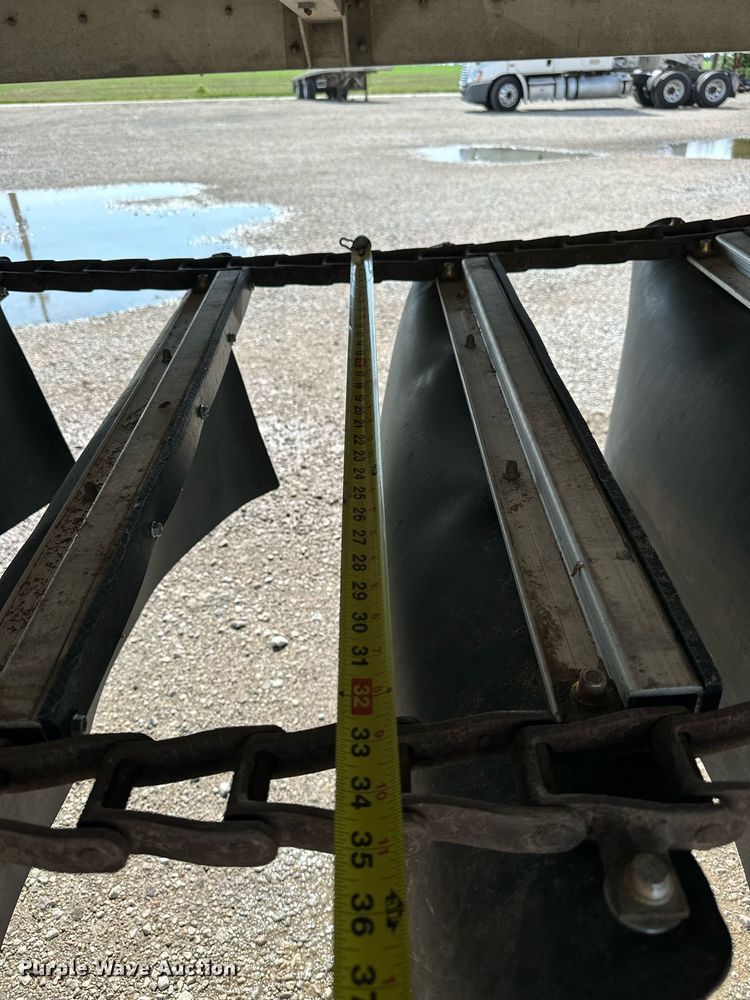 image for item NP9783 2014 Wilson  DWBT-650SS live bottom trailer