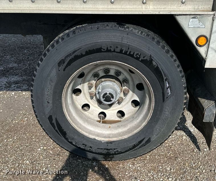 image for item NP9783 2014 Wilson  DWBT-650SS live bottom trailer
