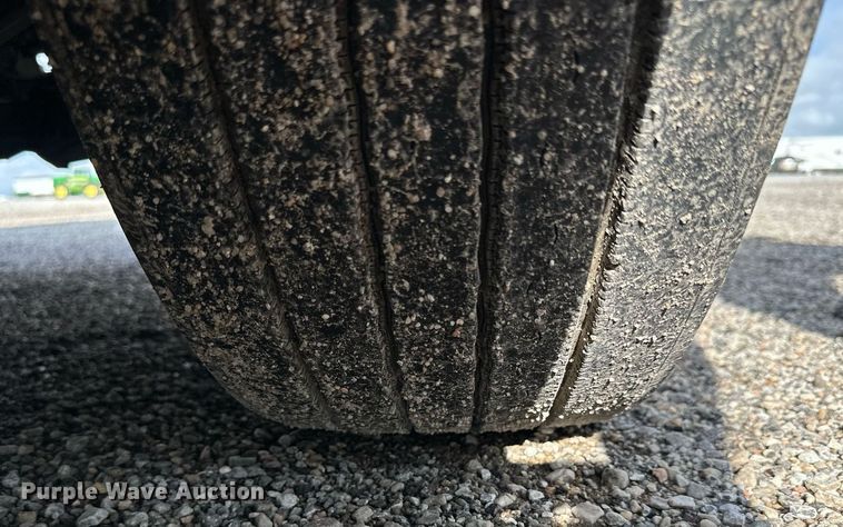 image for item NP9784 2013 Freightliner Cascadia  semi truck