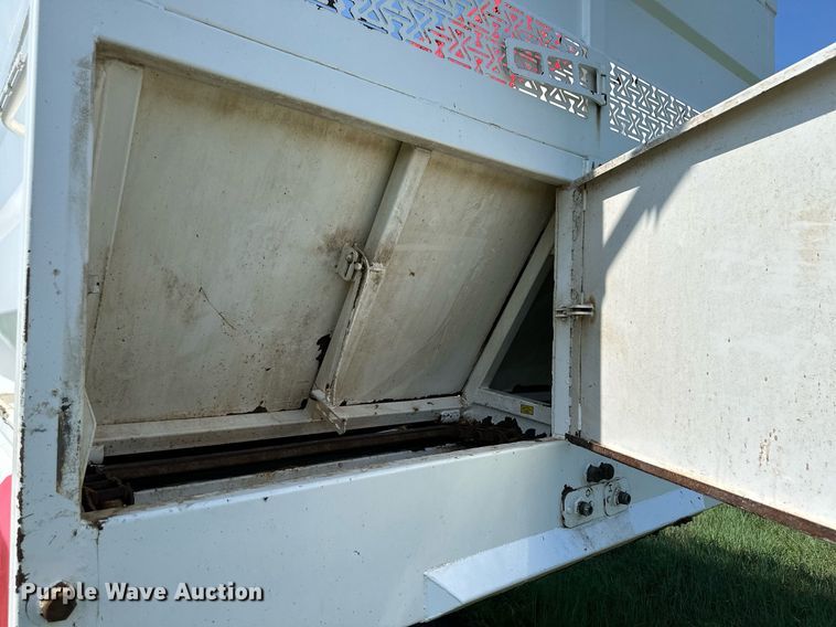 image for item NY9141 2017 Mas  silage trailer