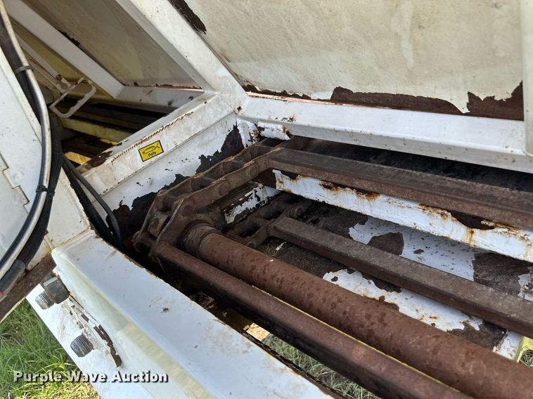 image for item NY9141 2017 Mas  silage trailer