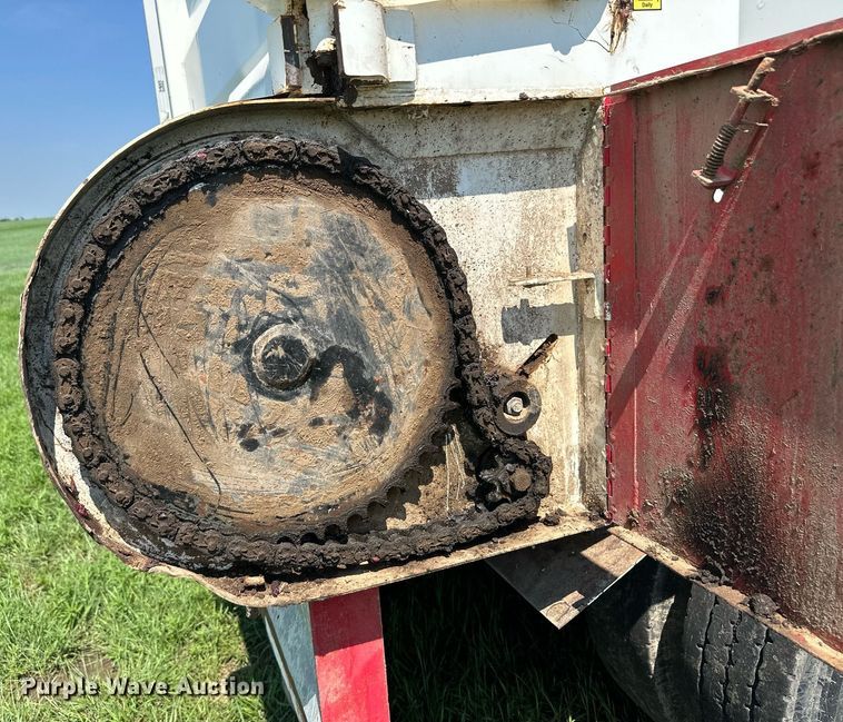 image for item NY9141 2017 Mas  silage trailer