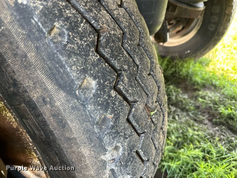 image for item NY9142 2018 Mas  silage trailer