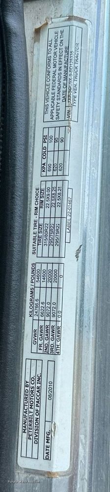 image for item OC9035 2011 Peterbilt 365  winch truck