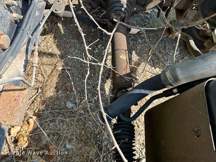 image for item OC9049 2009 GMC C5500  truck cab and chassis