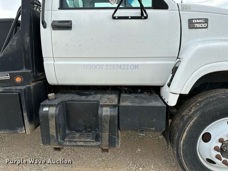 image for item OC9066 1998 GMC C7500  flatbed truck