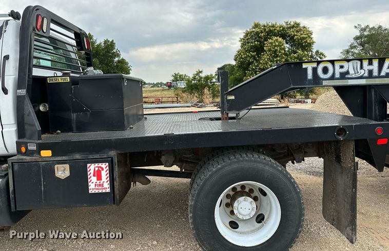 image for item OC9066 1998 GMC C7500  flatbed truck