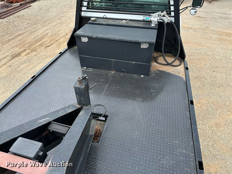 image for item OC9066 1998 GMC C7500  flatbed truck