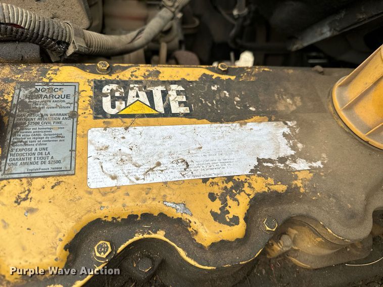 image for item OC9066 1998 GMC C7500  flatbed truck