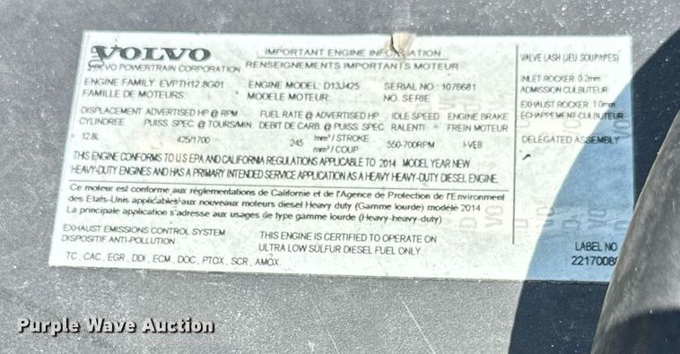 image for item OG9134 2015 Volvo VNL  semi truck