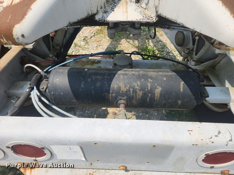 image for item OK9567 Silver Eagle  trailer dolly