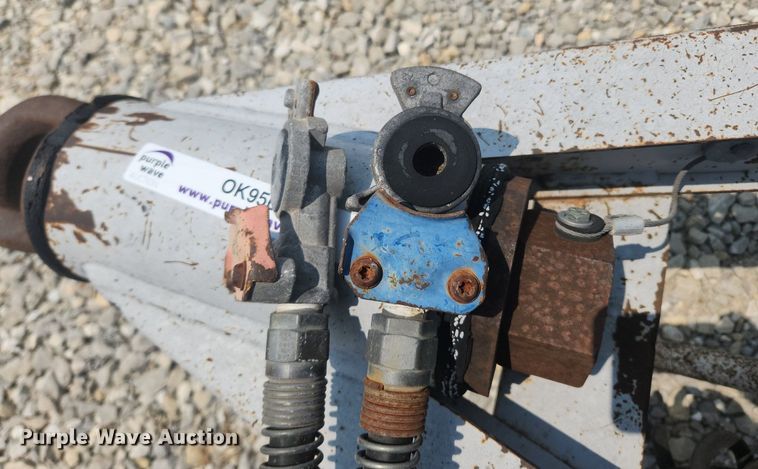 image for item OK9568 1996 Silver Eagle CST20W  trailer dolly