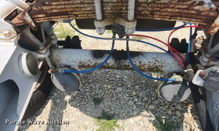 image for item OK9568 1996 Silver Eagle CST20W  trailer dolly