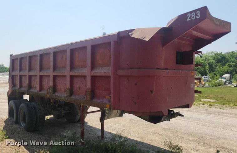 image for item OK9574 1980 Hilbilt  end dump trailer