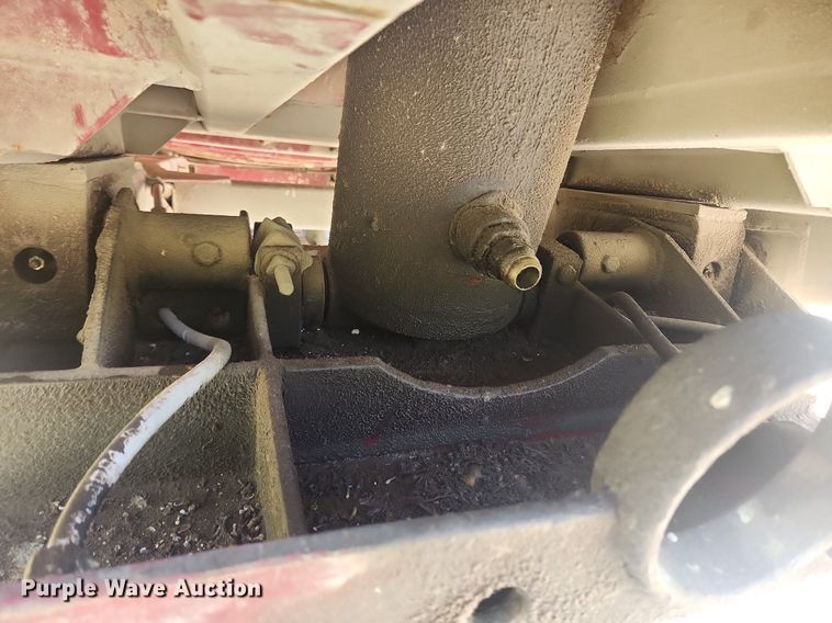 image for item OK9574 1980 Hilbilt  end dump trailer