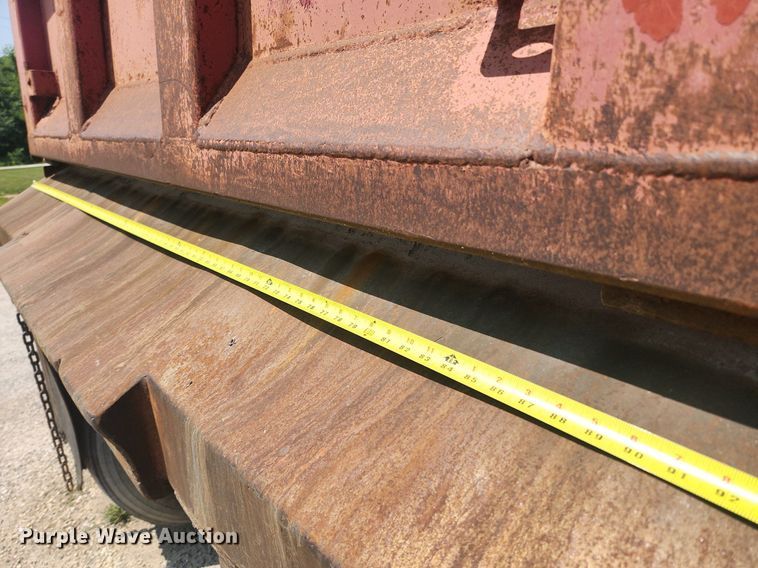 image for item OK9574 1980 Hilbilt  end dump trailer