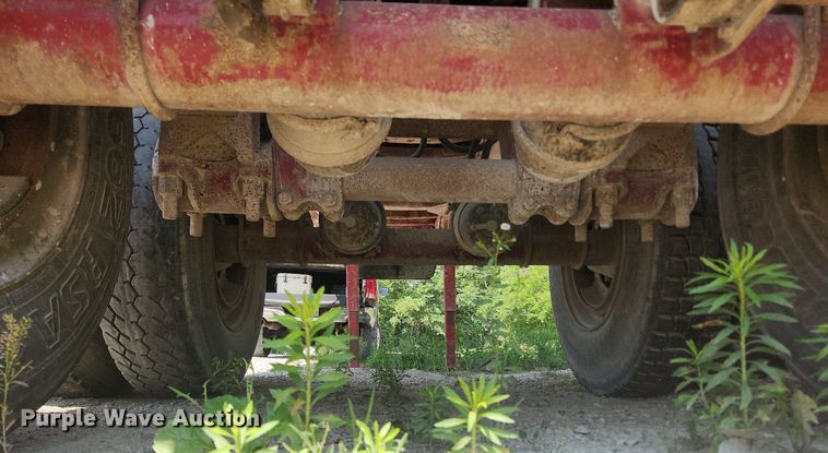 image for item OK9574 1980 Hilbilt  end dump trailer