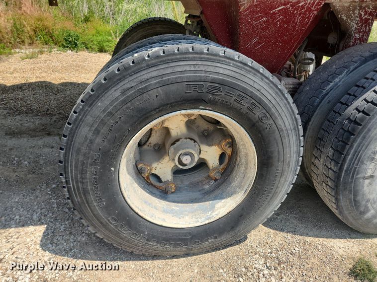 image for item OK9574 1980 Hilbilt  end dump trailer