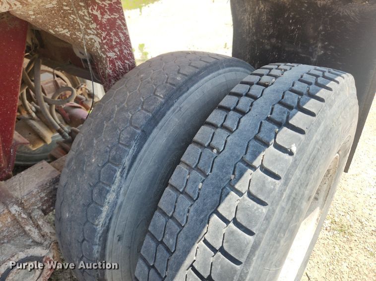 image for item OK9574 1980 Hilbilt  end dump trailer