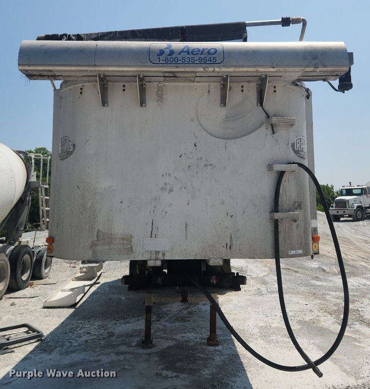 image for item OK9575 1980 Travis  end dump trailer