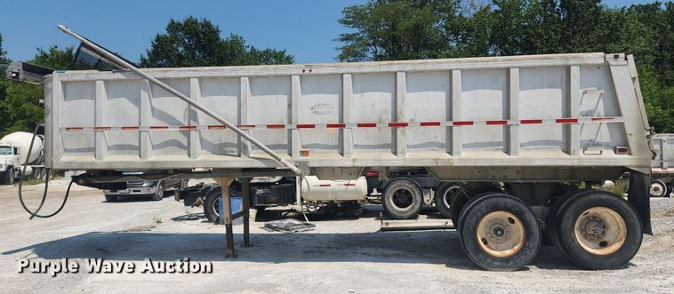 image for item OK9575 1980 Travis  end dump trailer