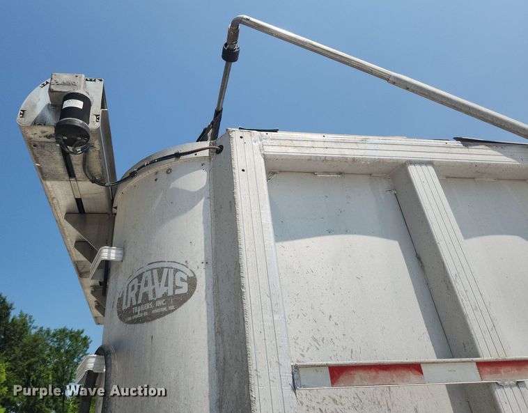 image for item OK9575 1980 Travis  end dump trailer