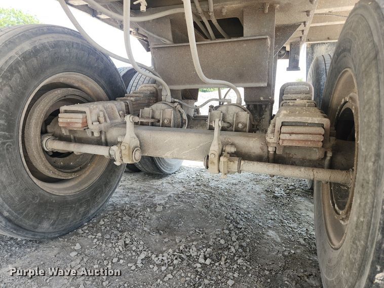 image for item OK9575 1980 Travis  end dump trailer
