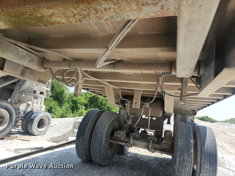 image for item OK9575 1980 Travis  end dump trailer