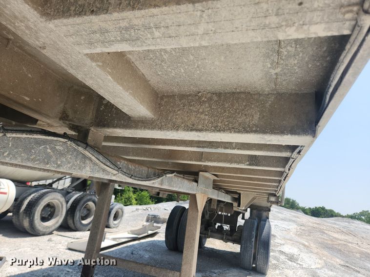 image for item OK9575 1980 Travis  end dump trailer