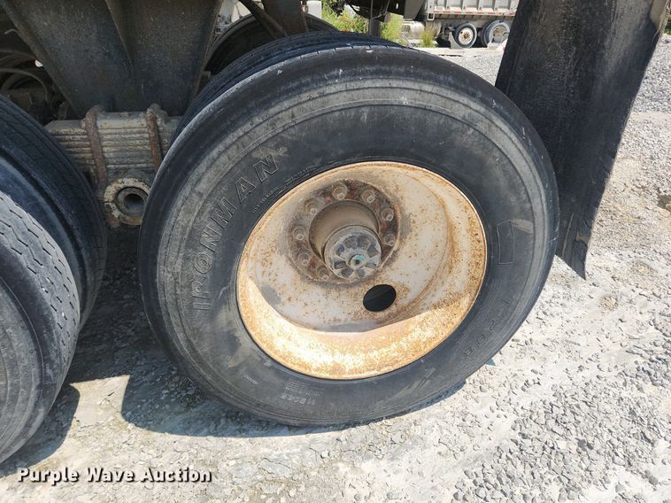 image for item OK9575 1980 Travis  end dump trailer