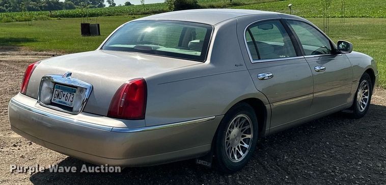 image for item AF9636 2000 Lincoln Town Car