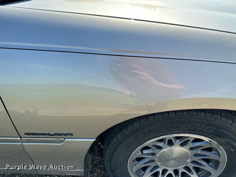 image for item AF9636 2000 Lincoln Town Car