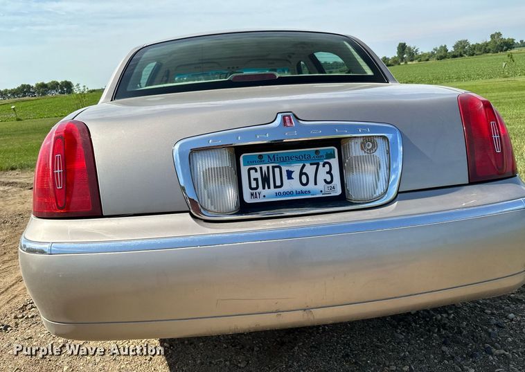 image for item AF9636 2000 Lincoln Town Car
