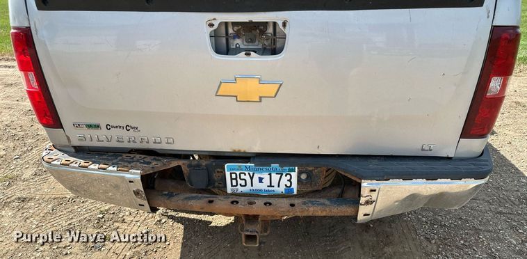 image for item AF9637 2011 Chevrolet Silverado 1500  Ext. Cab pickup truck