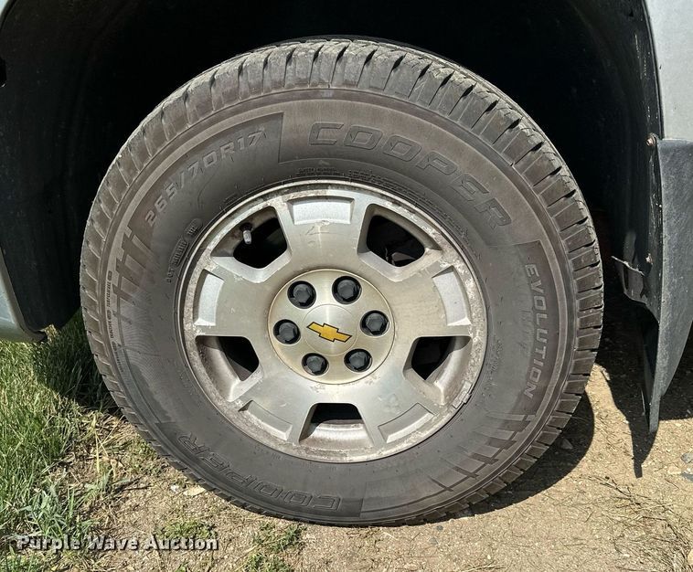 image for item AF9637 2011 Chevrolet Silverado 1500  Ext. Cab pickup truck