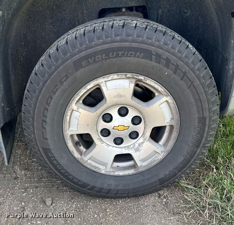 image for item AF9637 2011 Chevrolet Silverado 1500  Ext. Cab pickup truck