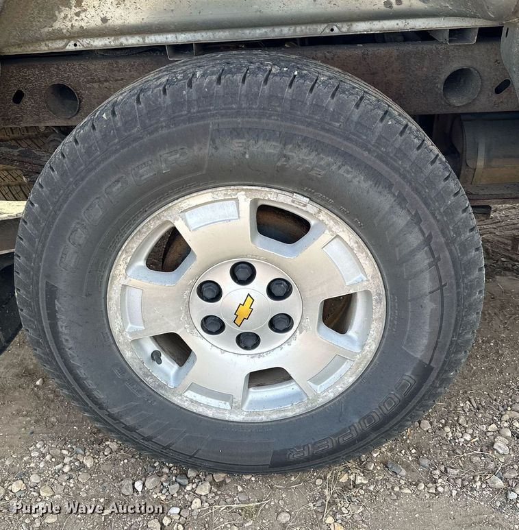 image for item AF9637 2011 Chevrolet Silverado 1500  Ext. Cab pickup truck