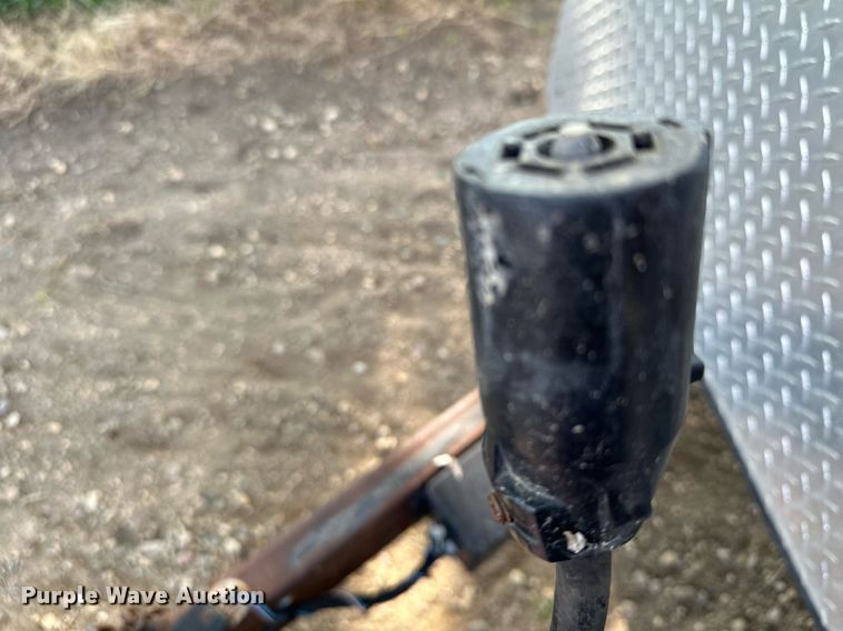 image for item AF9638 2005 Elk River  enclosed cargo trailer