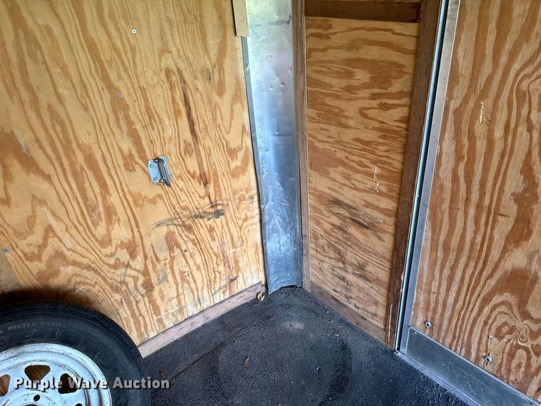 image for item AF9638 2005 Elk River  enclosed cargo trailer