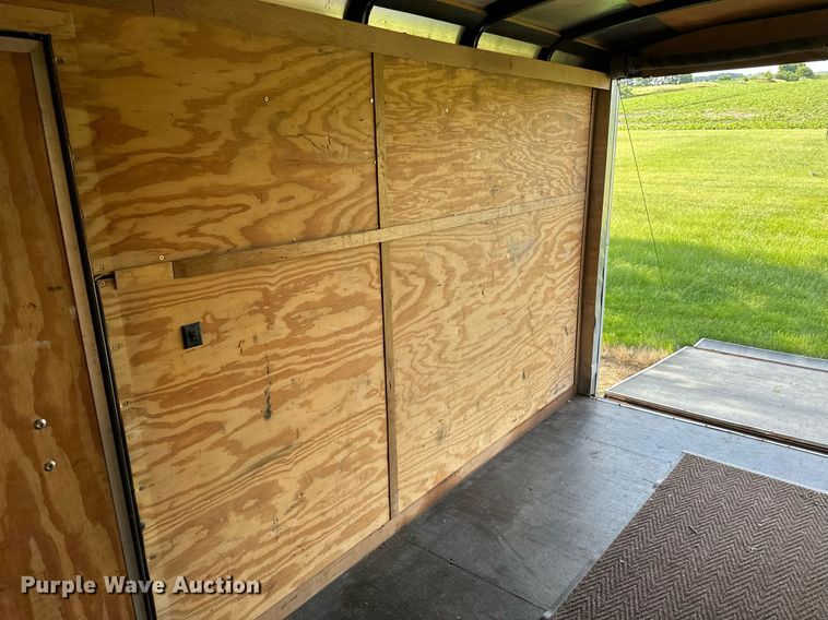 image for item AF9638 2005 Elk River  enclosed cargo trailer