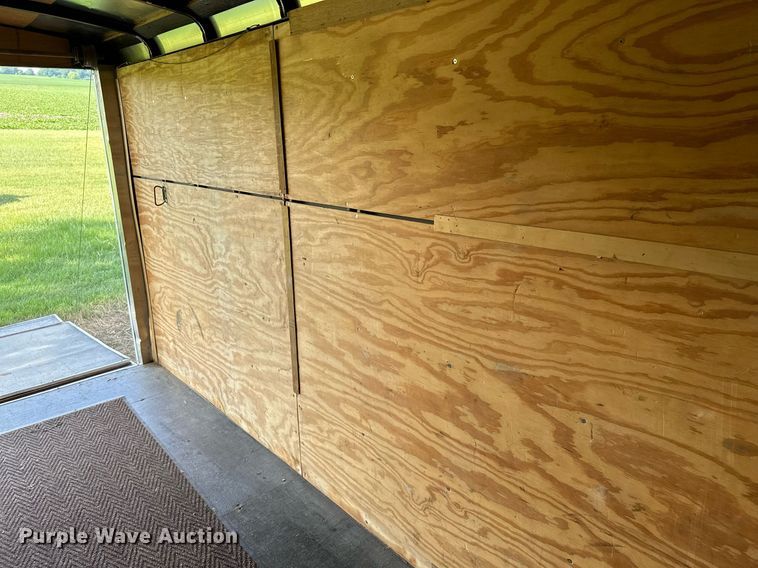 image for item AF9638 2005 Elk River  enclosed cargo trailer