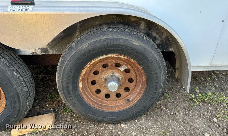 image for item AF9638 2005 Elk River  enclosed cargo trailer