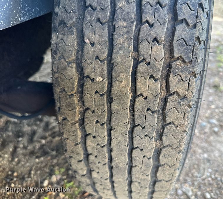 image for item AF9638 2005 Elk River  enclosed cargo trailer