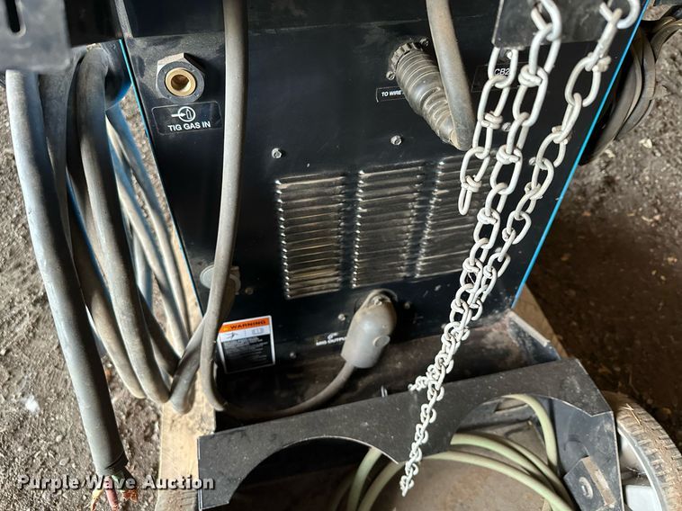 image for item AF9641 Miller PipeWorx 400  welder