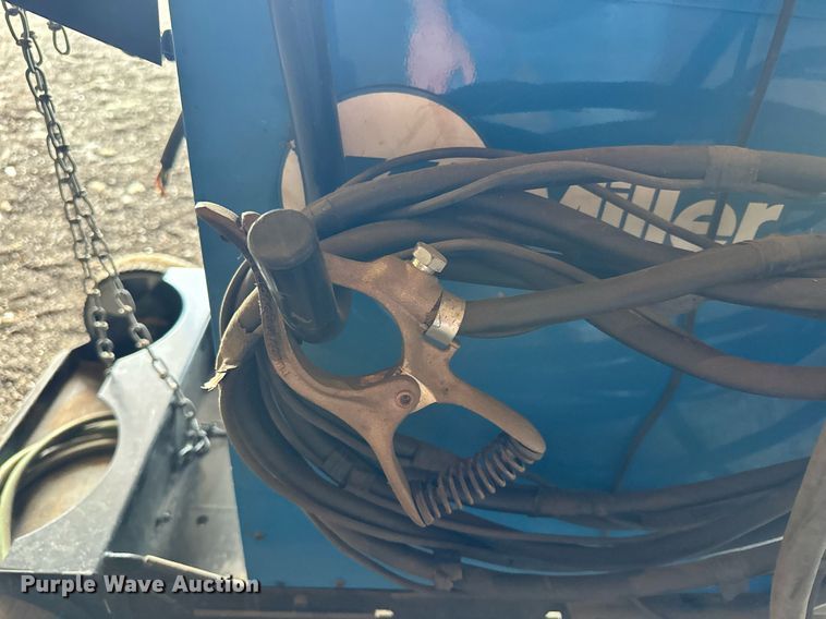 image for item AF9641 Miller PipeWorx 400  welder