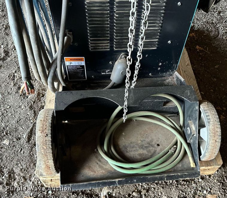 image for item AF9641 Miller PipeWorx 400  welder