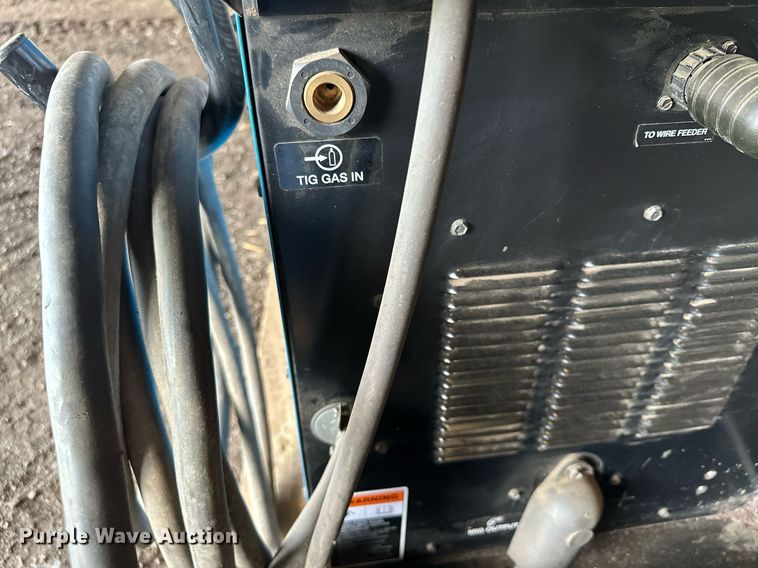 image for item AF9641 Miller PipeWorx 400  welder