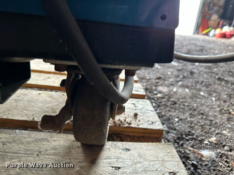 image for item AF9641 Miller PipeWorx 400  welder