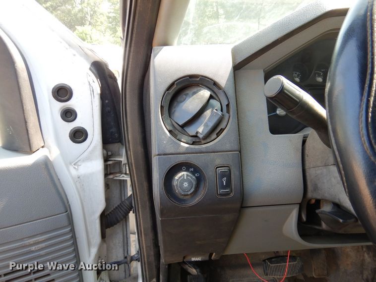 image for item AF9644 2011 Ford F450  utility / service truck